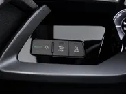 Audi A3 Sportback 40 TFSIe 204pk S-tronic S edition · Camera · Apple/Android Car Play · Stoelverwarming · Navigatie · P-Sensoren · 17'' Inch · Garantie t/m 21-07-2029 of 100.000km  · EXTRA INRUILKORTING ·