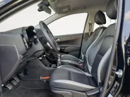 Kia Picanto 1.0T X-Line 5p | Stoel en stuurverwarming | Navigatie | Climate control | Keyless met startknop | Lederen bekleding | Apple Carplay / Android Auto |