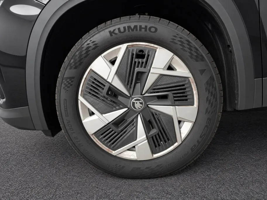 Škoda Kodiaq 1.5 TSI 150pk DSG MHEV Business Edition 7p. · Panoramadak · Wegklapbare Trekhaak · 7 Persoons · Camera · Apple/Android Car Play · 18'' Inch · Garantie t/m 01-07-2030 of 100.000km