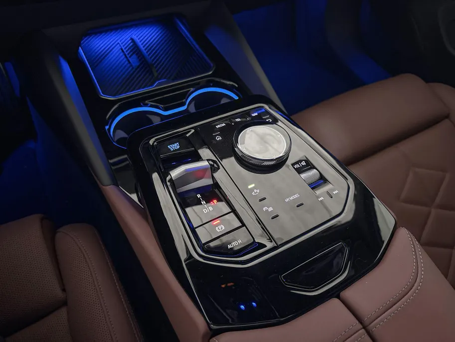 BMW i5 Touring xDrive40 84 kWh