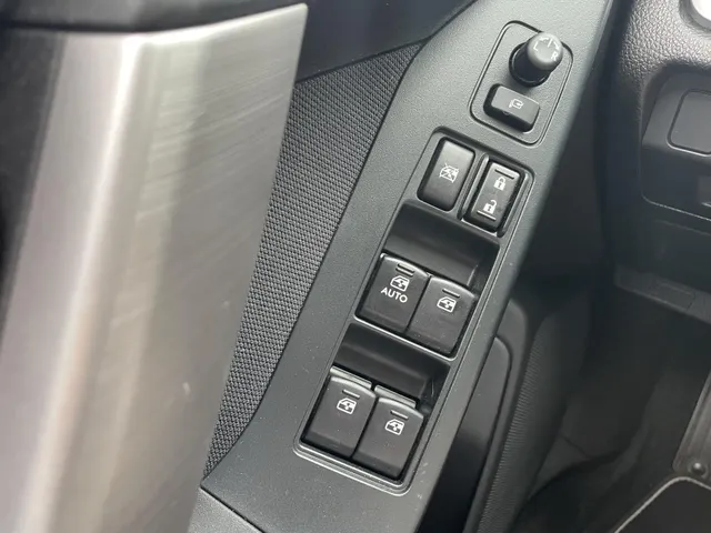 Subaru Forester 2.0 Luxury Trekhaak| Lage km stand| Dealer onderhouden| Rijklaar| Bovag Garantie