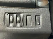 Renault Clio 90PK TCe Limited | Camera | Airco | Cruise Control | Lichtmetalen Velgen | Bluetooth | Keyless Entry | Elektrische Ramen & Spiegels | Parkeersensoren | Armsteun |