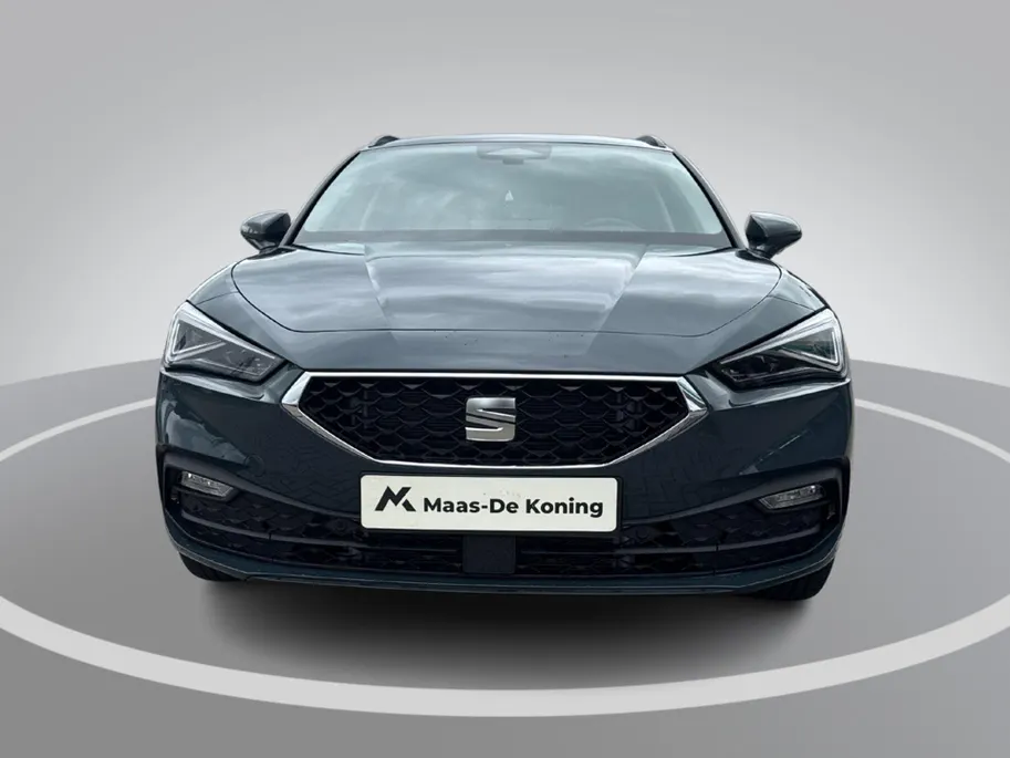 SEAT Leon Sportstourer Style Business Intense 1.5 eHybrid 204PK Station | Matrix Verlichting | Fiord Blue | Herwaardering !!!