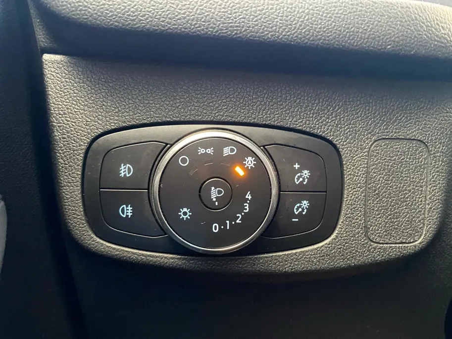 Ford Focus Wagon 1.0 EcoBoost Hybrid Titanium X | Dealeronderhouden | Stoel- stuur en voorruitverwarming | Navigatie