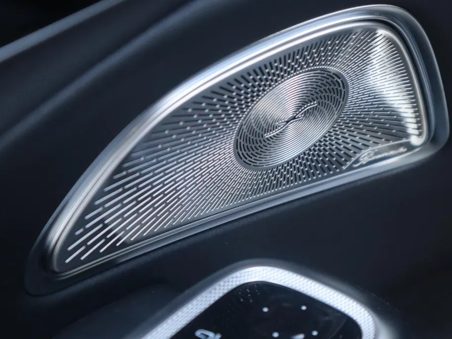 Mercedes-Benz E-Klasse 300 e AMG Line