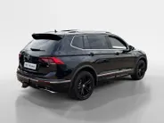 Volkswagen Tiguan Allspace 1.4 TSI Highline 7p. *Automaat*Navi*Schuif/kanteldak*Climate Control*Trekhaak*Stoelverwarming*Lederen bekleding*Parkeerhulp*Elekt. Achterklep*Vol opties!