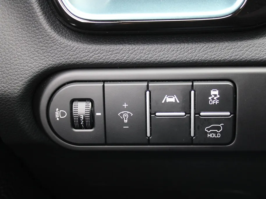 Kia Ceed Sportswagon 1.0 T-GDi MHEV Design Edition | Stuur-/stoelverwarming | Cruise adapt. | Camera | 16' LM | Elek. achterklep | JBL audio | LED |