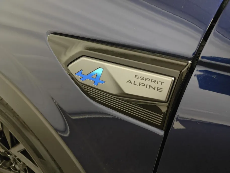 Renault Arkana 1.6 E-Tech full hybrid 145 esprit Alpine AUTOMAAT NAVI AIRCO CAMERA CRUISE CONTROLE  APPLE CARPLAY ANDROID AUTO HOGE INSTAP LM VELGEN ELECTRISCHE STOELEN ZEER DIKKE AUTO DEALER ONDERHOUDEN