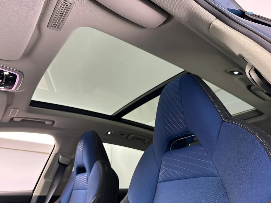 Lynk & Co 01 1.5 PHEV | 262 PK | Panoramadak | Navigatie