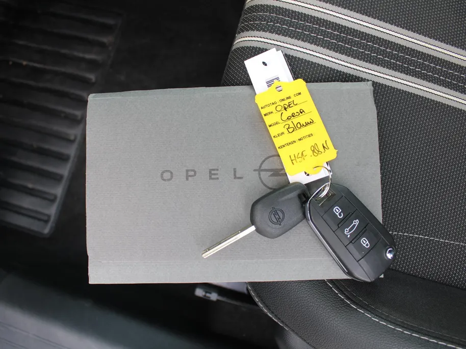 Opel Corsa 1.2 Turbo GS | Camera | Cruise | Parkeersensoren v+a | Dodehoeksensor | Apple Carplay/Android Auto | LED | 16' LM | Airco |