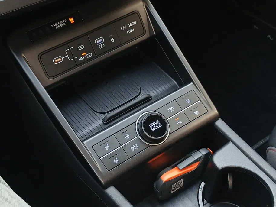 Hyundai Kona 1.6 HEV DCT N-Line / Navi / Cruise / Climate