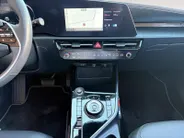Kia Niro 1.6 GDi Hybrid DynamicPlusLine | Trekhaak | Schuifdak | Stoel en stuurverwarming | Dodehoekdetectie | Camera | verbruik 1 op 20!