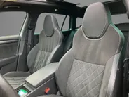 Škoda Superb Combi 1.4TSI 160kW/218PK iV Sportline DSG · Panoramadak · Trekhaak · 360°Camera + Parkeersensoren · Apple/Android Car Play ·