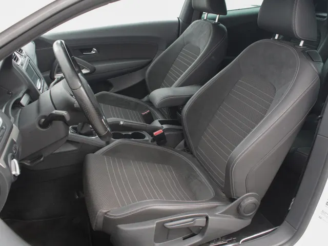 Volkswagen Scirocco 2.0 TSI | lage Km-Stand | Nette staat