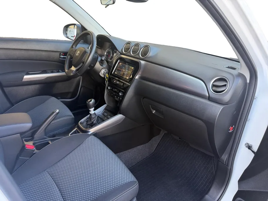 Suzuki Vitara 1.4 Boosterjet Select Smart Hybrid NL AUTO! | HOGE ZIT | TREKHAAK | GRATIS WINTERBANDEN | CARPLAY! | GARANTIE TOT 4-2034 *|