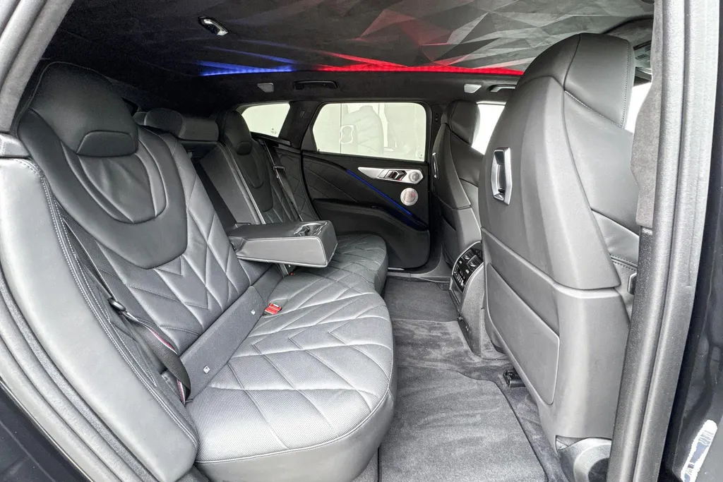BMW XM PHEV 30 kWh