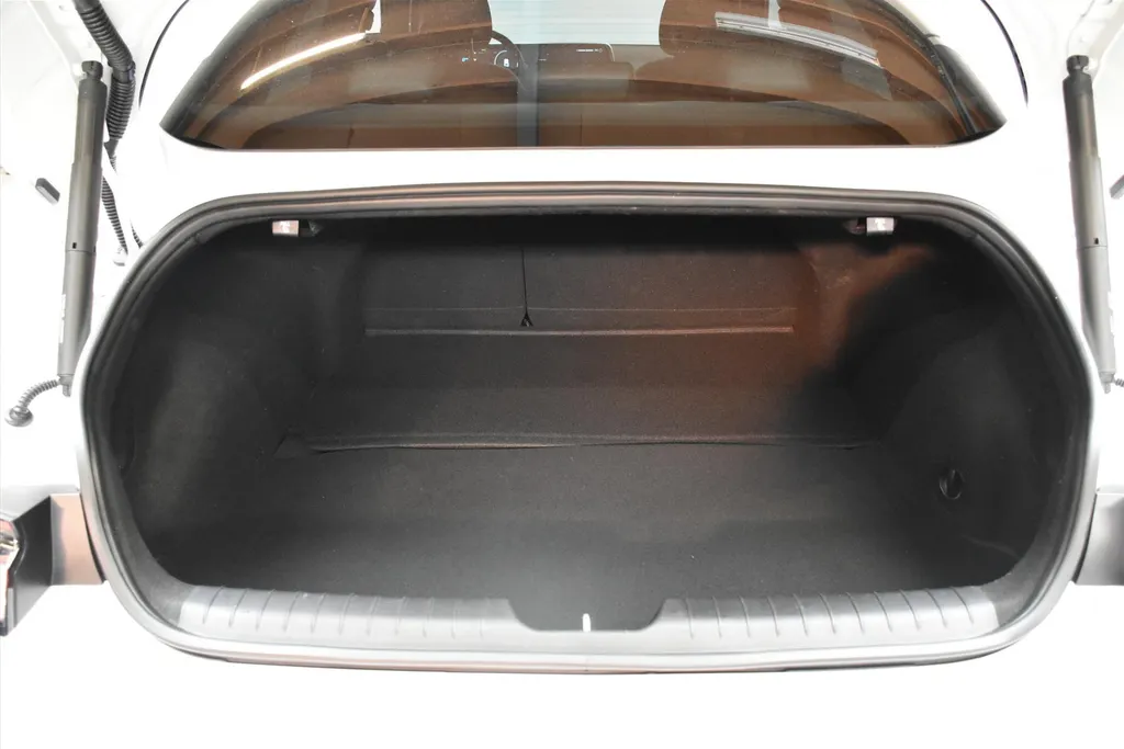 Hyundai IONIQ 6 77,4 kWh 325pk AWD First Edition I Schuifdak I SOH 100%