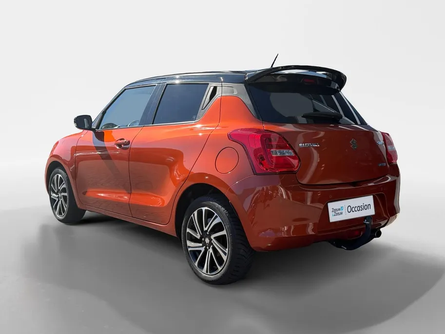 Suzuki Swift 1.2 Style Smart Hybrid AUTOMAAT | Trekhaak | Climate Control | Camera | Navigatie | Stoelverwarming