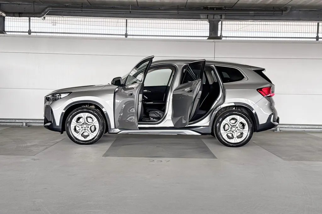 BMW iX1 eDrive20 Pure Edition 67 kWh