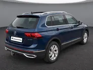 Volkswagen Tiguan 1.4TSIeHybrid 180kW/245PK Elegance · Panoramadak · Trekhaak · Camera + Parkeersensoren · Apple/Android Car Play ·