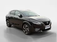 Nissan QASHQAI 1.3 MHEV Xtronic Tekna Plus *Automaat*Navi+360Camera*Winter Pack*Elekt. Stoelen*Lederen bekleding*HUD*Adapt. Cruise Control*Memory stoelen*1ste eigenaar!