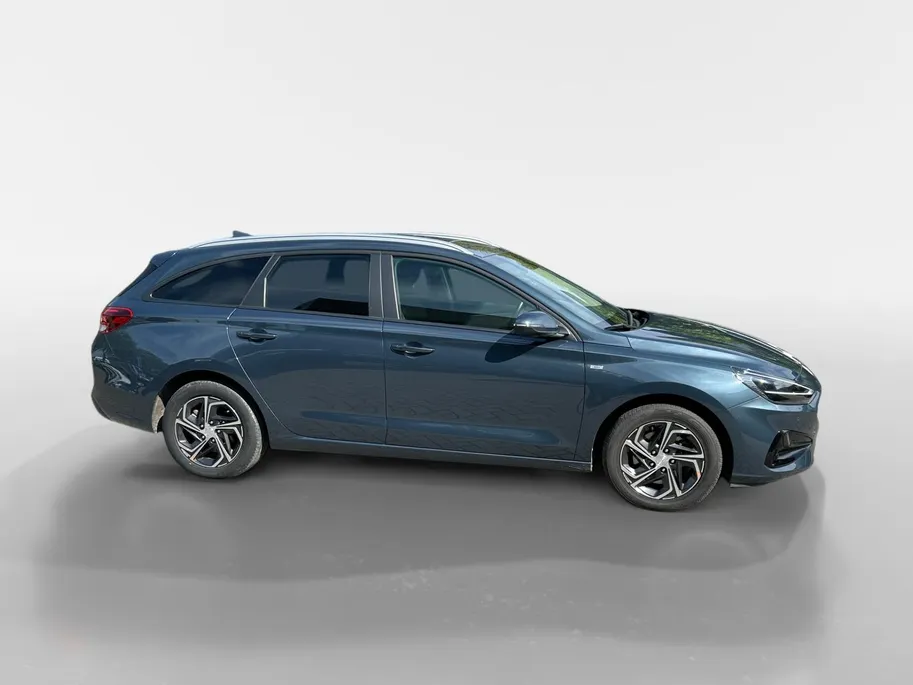 Hyundai i30 Wagon 1.0 T-GDi MHEV Comfort Incl. 12 maanden garantie! NU PREMIUMPAKKET GRATIS!! RIJKLAARPRIJS!