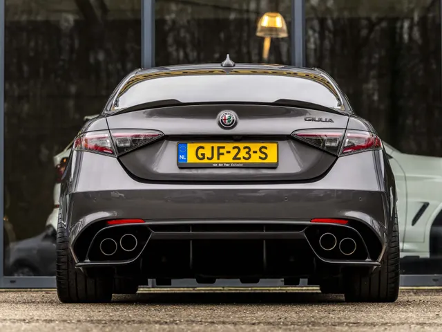 Alfa Romeo Giulia 2.9 V6 Quadrifoglio