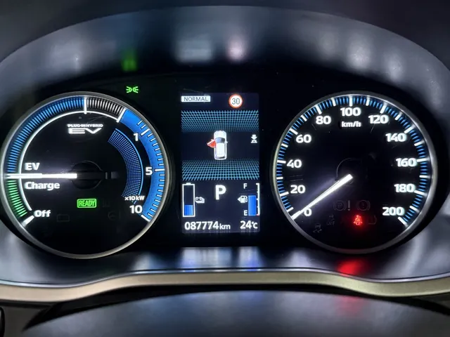 Mitsubishi Eclipse Cross 2.4 PHEV Intense+