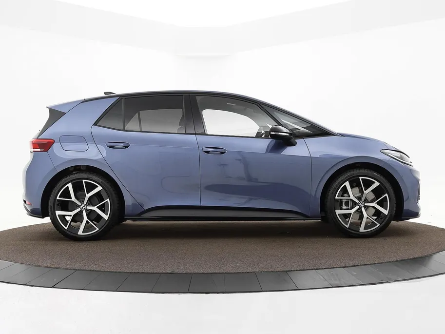 Volkswagen ID.3 (1) GP2 Life 61 kWh accu 190 PK Elektr. aandrijving · Comfort Pakket · Zijruiten achter en achterruit getint ·