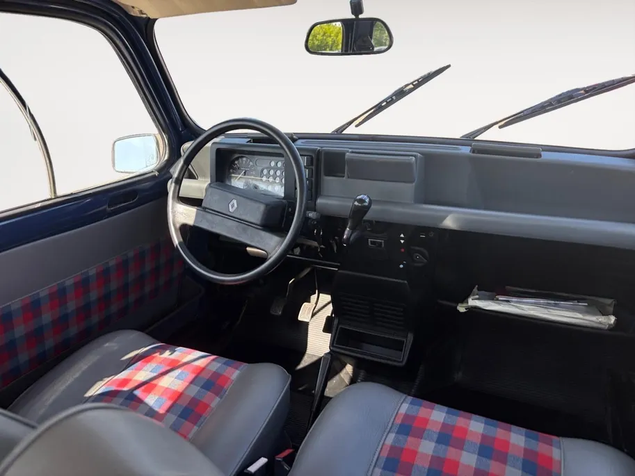 Renault 4 R 4 GTL | Nieuwe APK | Alle boekjes en facturen aanwezig | Nette staat |