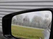 Mazda 6 6e Takumi Long Range 80 kWh | Stuur-/stoelverwarming + ventilatie | 360 camera | Pano dak | Zwart leer | 19' LM | HUD | LED | Elek. stoelverst. |