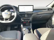 Ford Kuga 2.5 PHEV ST-Line | Uit Voorraad Leverbaar!! | Inkl. Trekhaak | 18 inch lichtmetalen velgen | Sportieve 'ST-Line' bodykit | Electrische Voorruit verwarming |