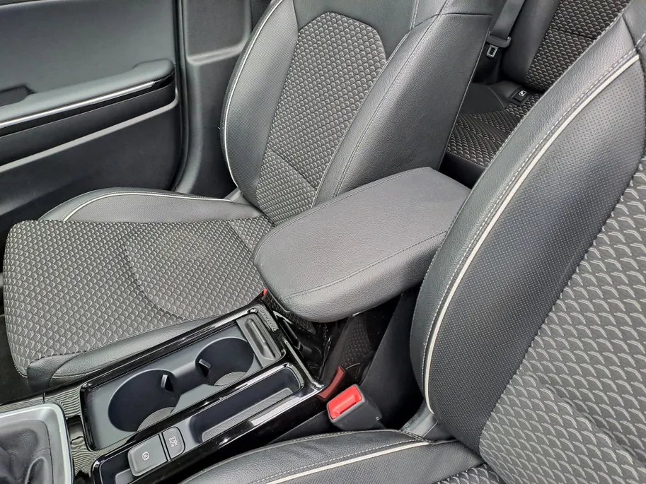 Kia Ceed Sportswagon 1.0 T-GDi ExecutiveLine Navigatie GROOT scherm | Camera | Cruise | Panorama schuif/kanteldak | Dode hoek | Apple Carplay/Android Auto | Stoel/stuur verwarming | JBL | Elektr. achterklep