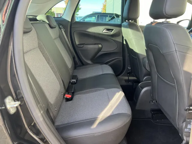 Opel Crossland 1.2 Turbo Elegance Automaat | Trekhaak | All Season Banden | Apple Carplay & Android Auto | Climate Control
