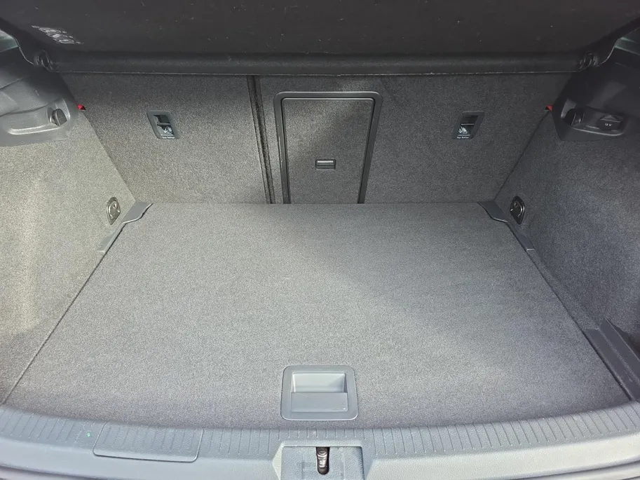 Volkswagen Golf 2.0 TSI GTI Performance | Automaat | Trekhaak | Virtual Cockpit | Parkeersensoren | Elektr. Inklapbare Spiegels | 12 maanden garantie! |