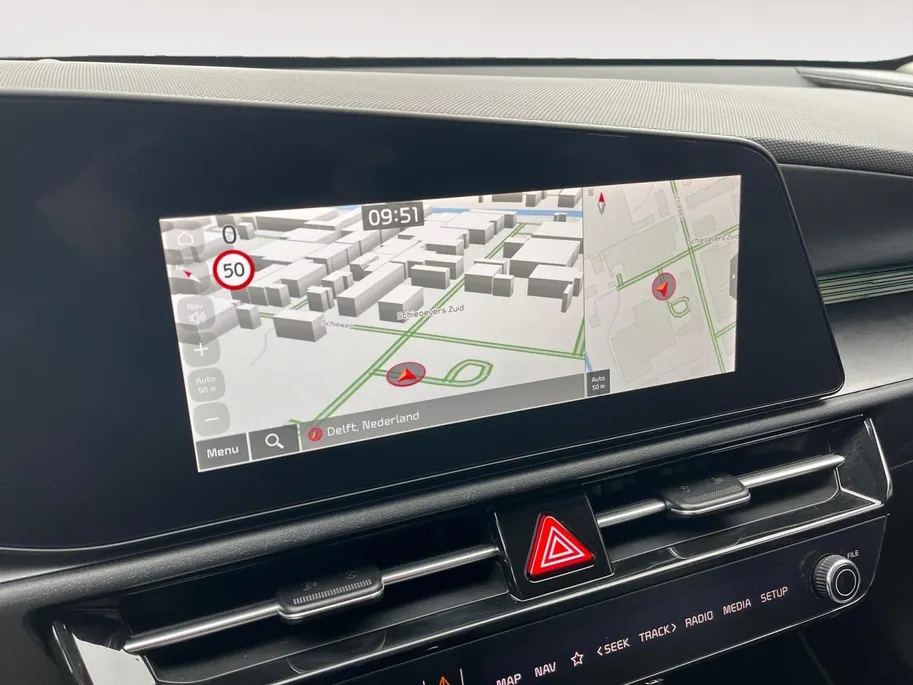 Kia Niro 1.6 GDi Hybrid DynamicLine | Navi | Clima | Camera | Adaptive Cruise | Trekhaak | Apple Carplay & Android Auto | Parkeersensoren