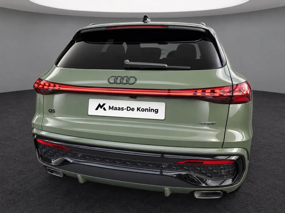Audi Q5 e-hybrid quattro S edition 299 PK · B&O Premium 3D · Adaptieve luchtvering · Tech plus · Glazen panoramadak