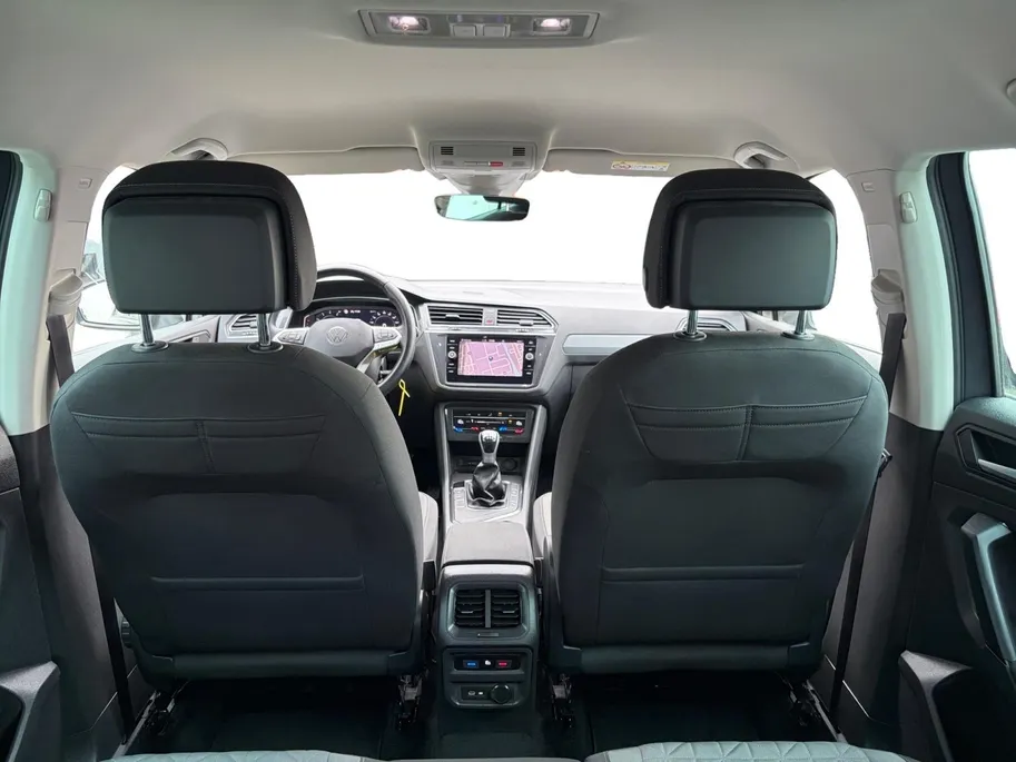Volkswagen Tiguan 1.5 TSI Life | Draadloos Carplay | Navi | Clima | Camera | Adaptive Cruise | Elektr. Achterklep | LM Velgen | LED-Koplampen
