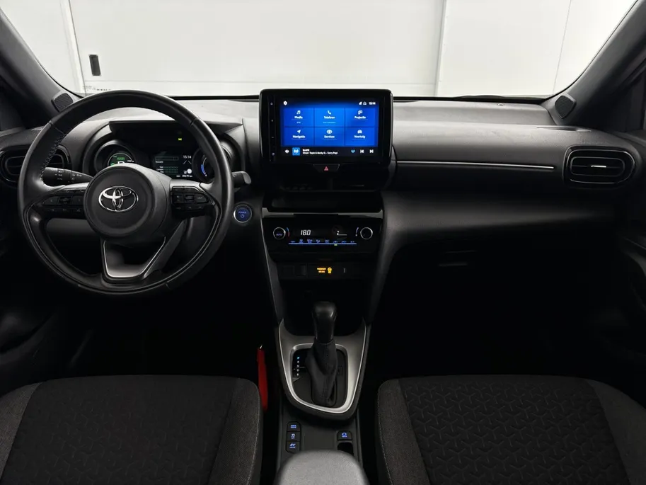 Toyota Yaris Cross 1.5 Hybrid Dynamic | Navigatie | 17'' L.M. Velgen | Adaptieve Cruise Control