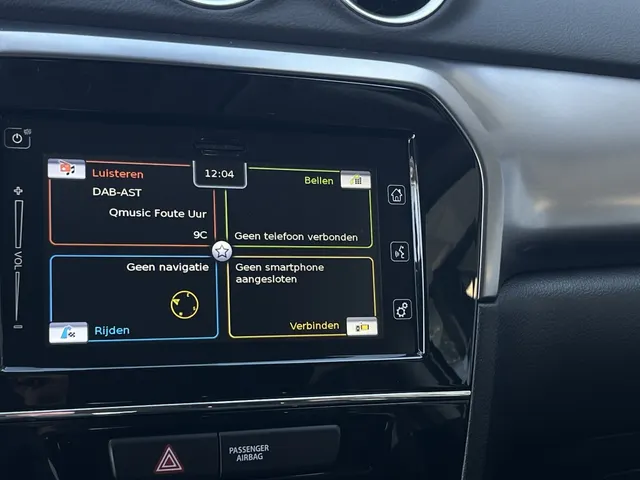Suzuki Vitara 1.4 B.jet Select Smart Hybrid Bi-Tone | Blindspot | Stoelverwarm
