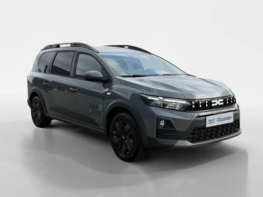 Dacia Jogger 155PK Hybrid Expression 7p. Automaat | DEMO | 7 Zitplaatsen | Camera | Parkeersensoren | Apple CarPlay/Android Auto | Cruise Control | Climate Control | Digital Cockpit | Armsteun | Licht & Regen Sensor |