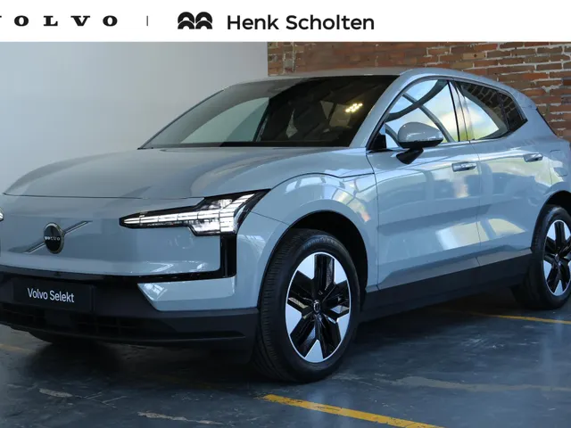 Volvo EX30
