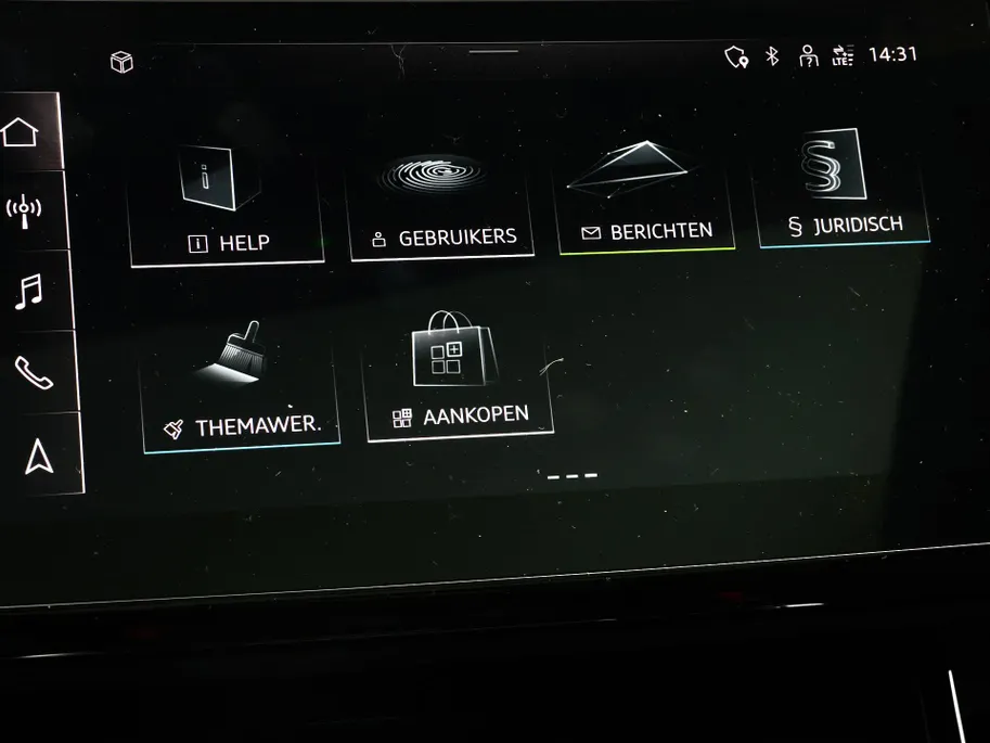 Audi e-tron 55 408pk Quattro S edition 95 kWh · SOH 95,6% · Panoramadak · 360 Camera · B&O Audio · Stoelverwarming · Luchtvering · 21'' Inch ·