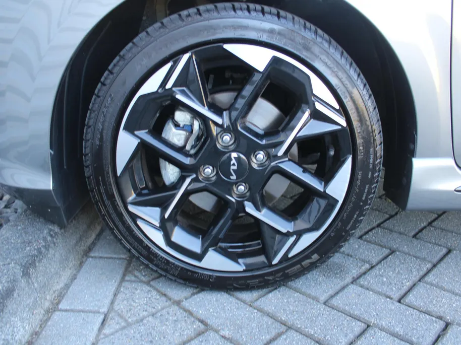 Kia Picanto 1.0 DPI GT-Line | Stuur-/stoelverwarming | Schuifdak | Camera | Dodehoek detectie | Telefoonlader | Clima | Navi | 16' LM | LED | Cruise |