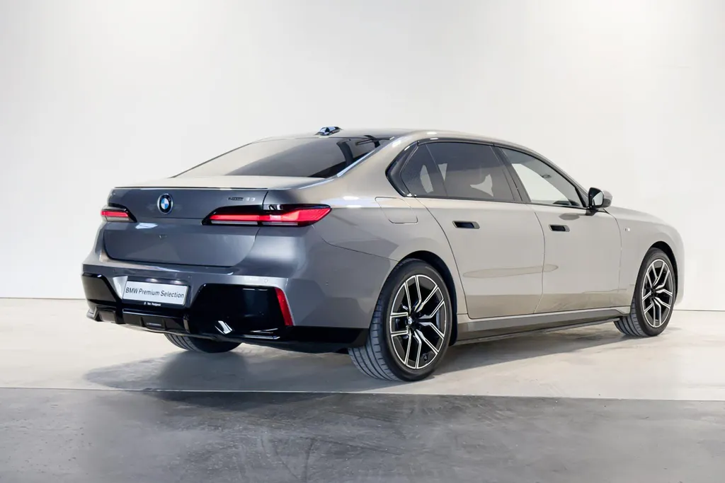BMW i7 eDrive50 M Sportpakket Pro Individual