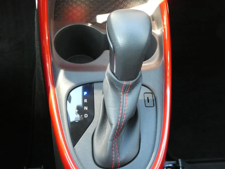 Toyota Aygo X 1.0 VVT-i MT 72pk Limited Cabrio Special Edition |Schuifdak |Uniek!