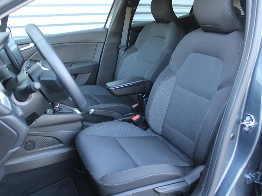 Renault Clio 1.0 TCe 90 Equilibre | Automaat | Apple Carplay | Android Auto | Stoel verwarming | PDC | Cruise | LED | Privacy Glass | BTW auto |
