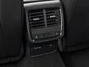 Škoda Octavia Combi 1.4 TSI 245pk DSG RS iV PHEV Business · Trekhaak wegklapbaar · Camera  · Navigatie · Stoel-& Stuur- en achterbankverwarming · 18'' Inch ·