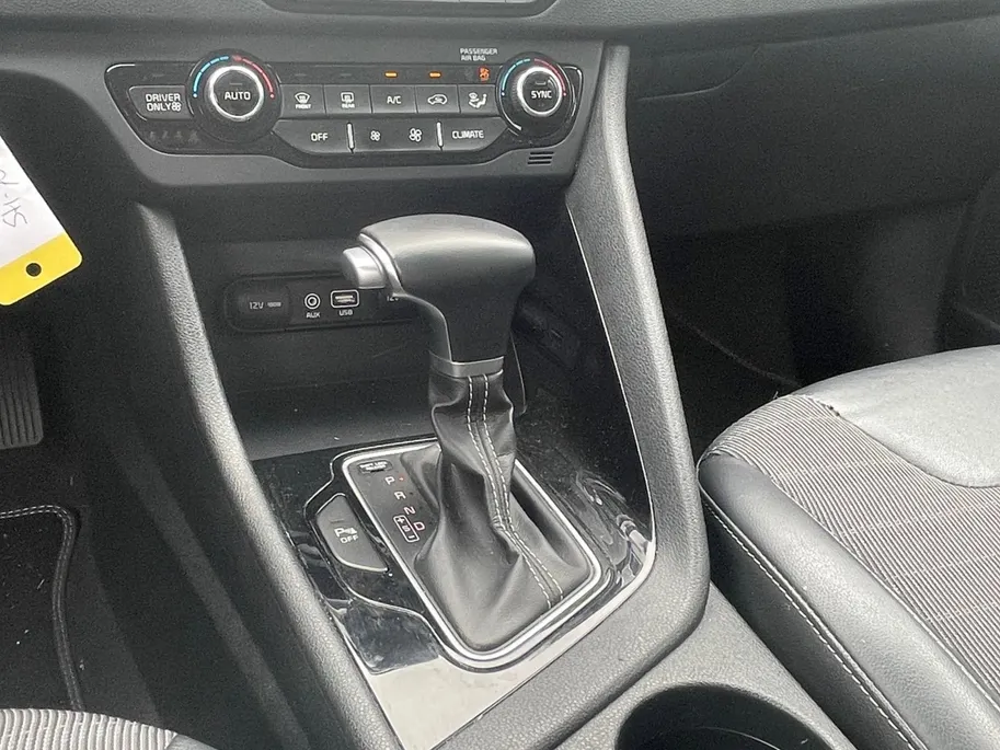 Kia Niro 1.6 GDi Hybrid DynamicLine | Navigatie | Apple Carplay/Android Auto | Parkeersensoren | Achteruitrijcamera