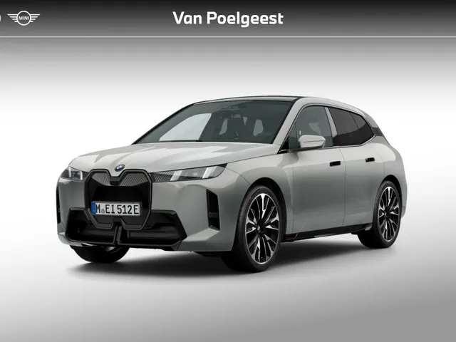 BMW iX